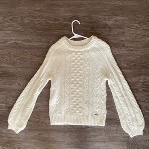 NEVER WORN chunky crewneck knit sweater